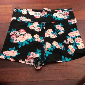 CHARLOTTE RUSSE M